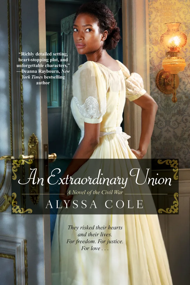 An Extraordinary Union (The Loyal League, #1)